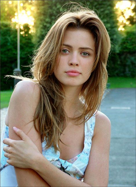 nathalie-rapti-gomez