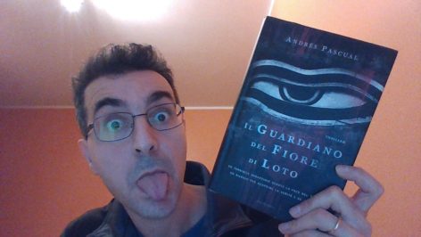 guardiano-fiore-loto-andres-pascual